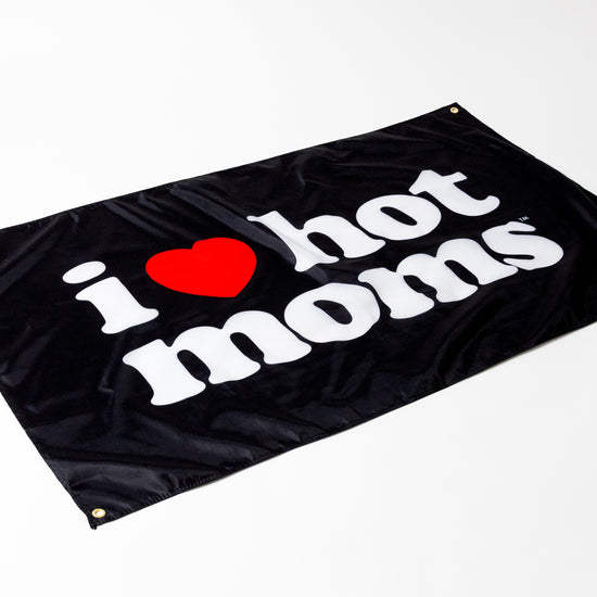 I Heart Hot Moms Black Wall Flag