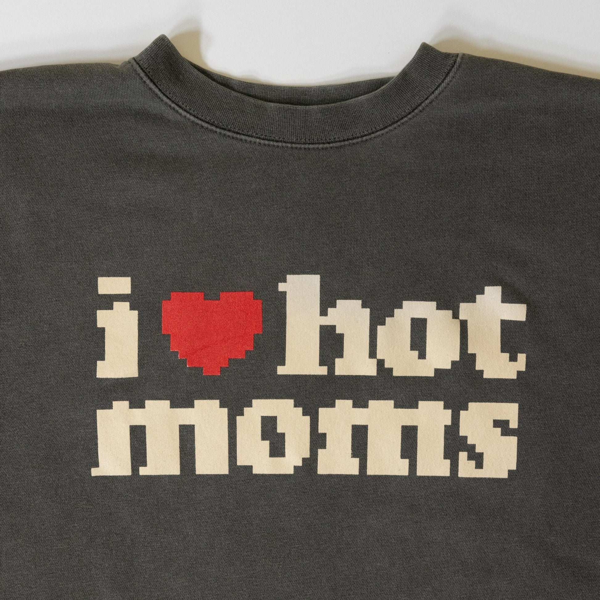 I Heart Hot Moms 8Bit Vintage Crewneck - Danny Duncan